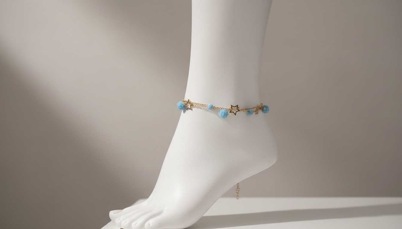 Chevillière charms étoiles et perles turquoises