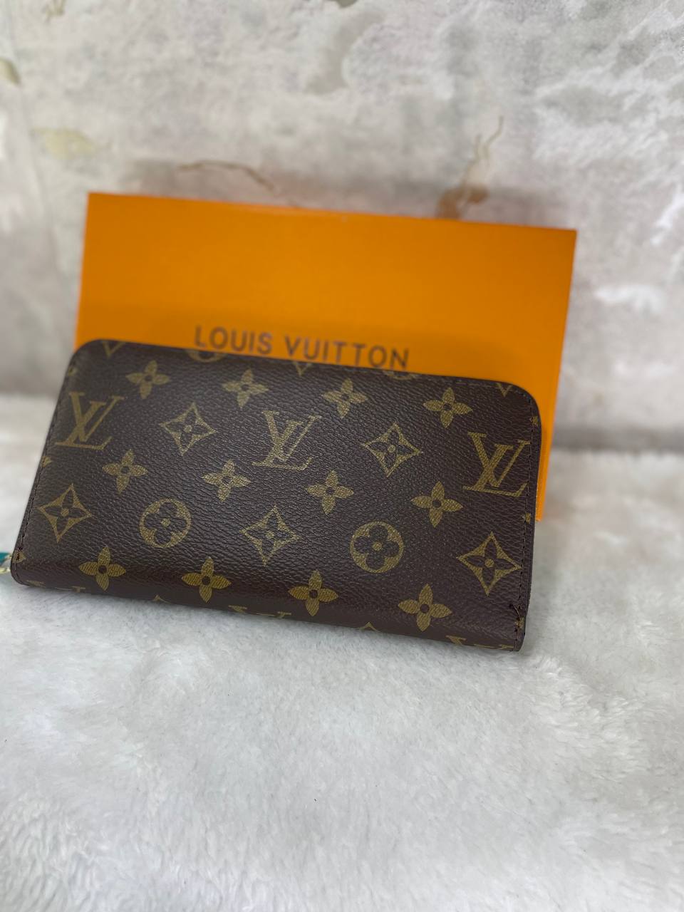 Louis Vuitton Zippy