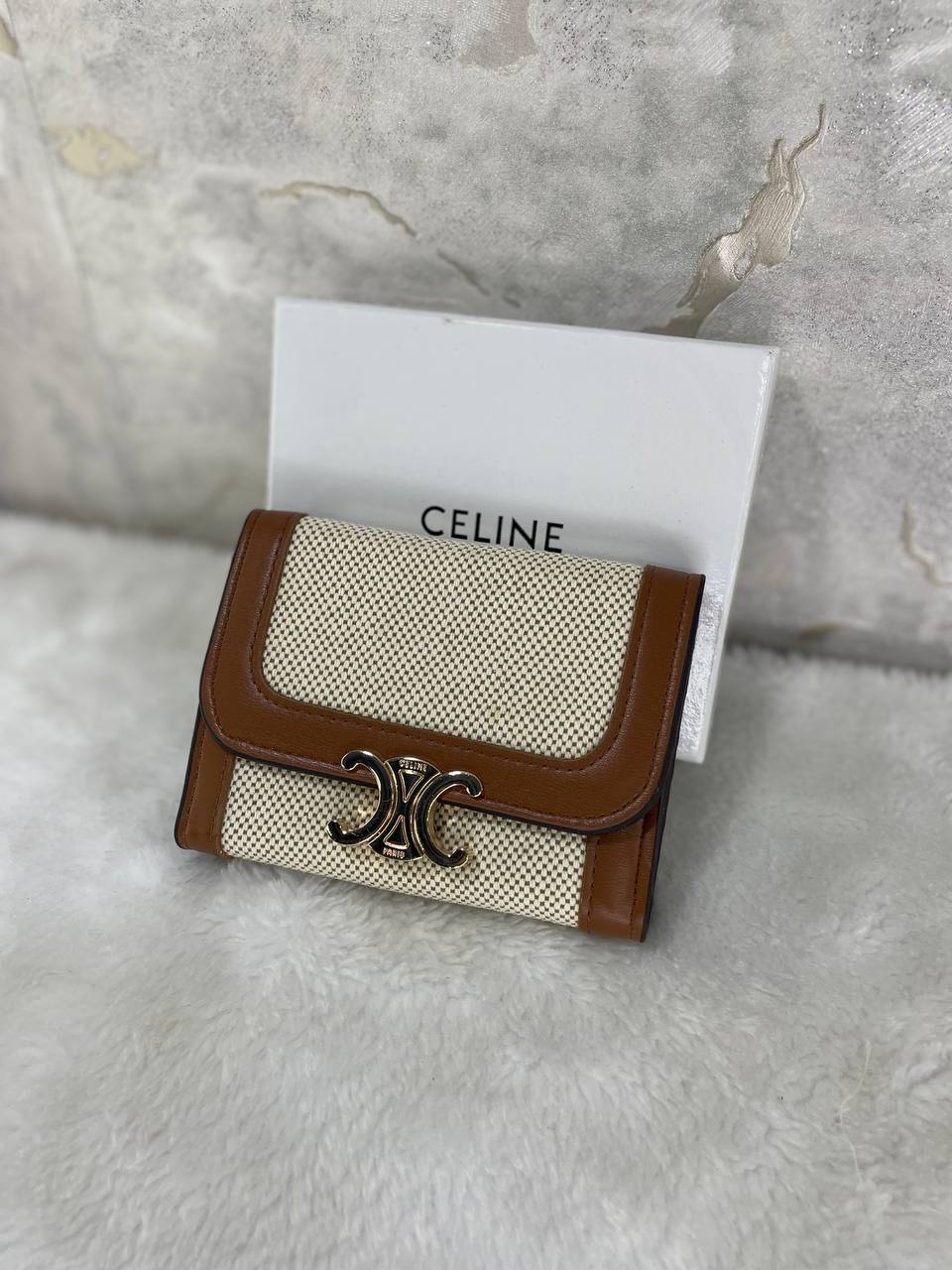 Celine avec boite