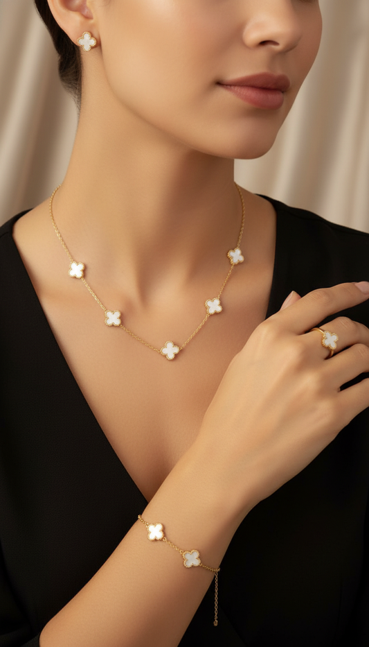 Parure trèfle nacré (collier, boucles, bague)﻿ /acier inoxydable