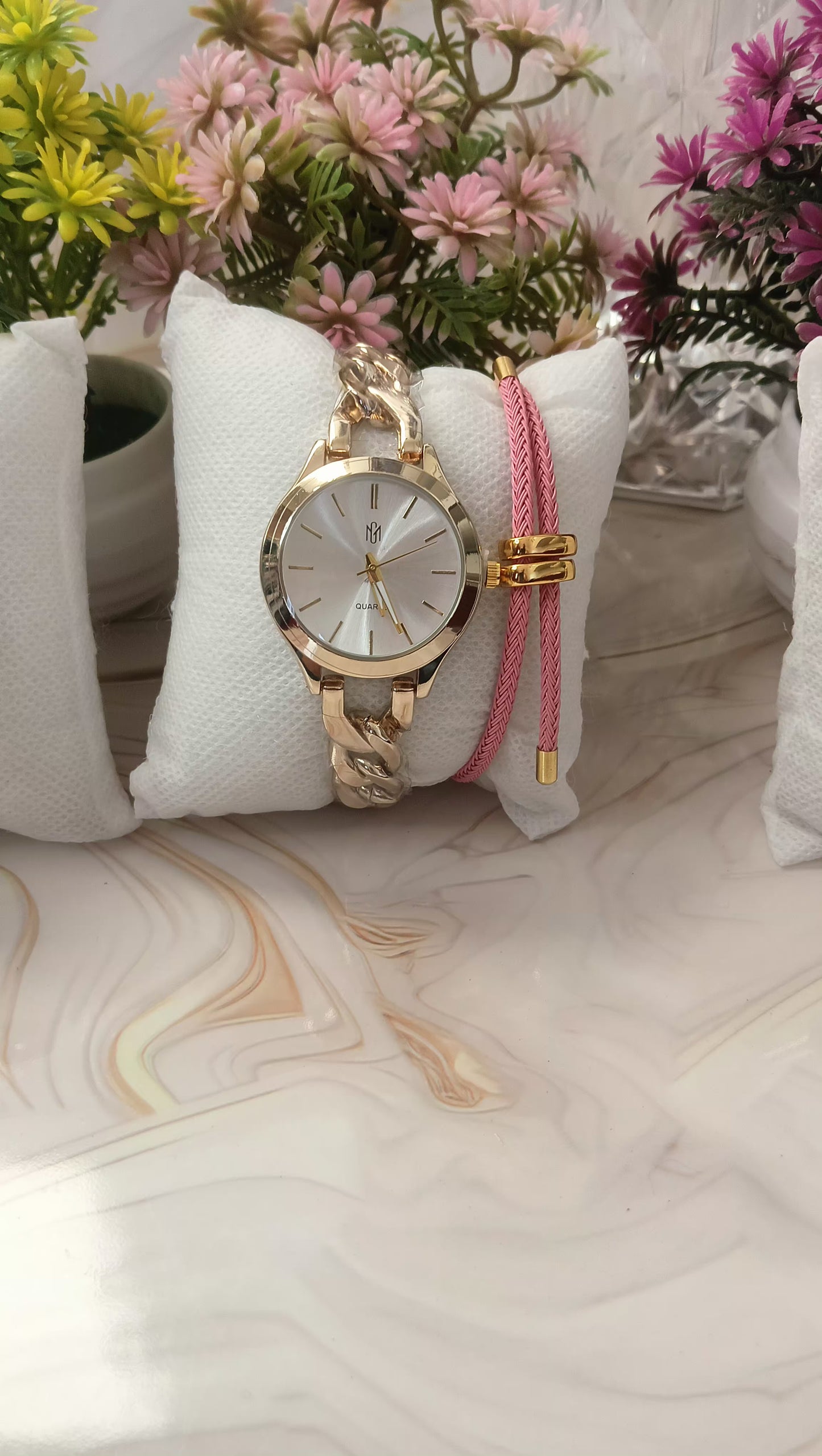 Montre plus bracelet cadeau